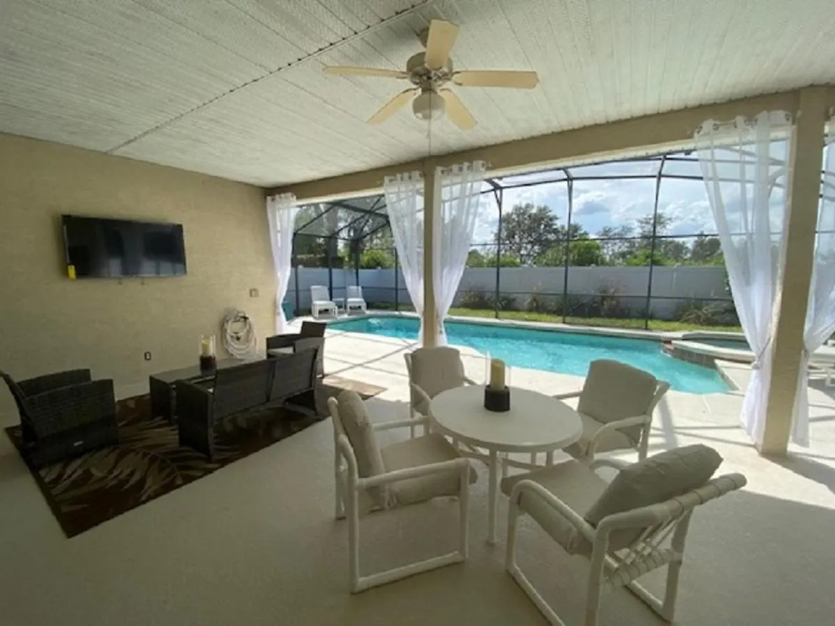 Beautiful Home With Private Pool And Spa Near To Champions Gate And Disney - 528 Davenport Holiday home