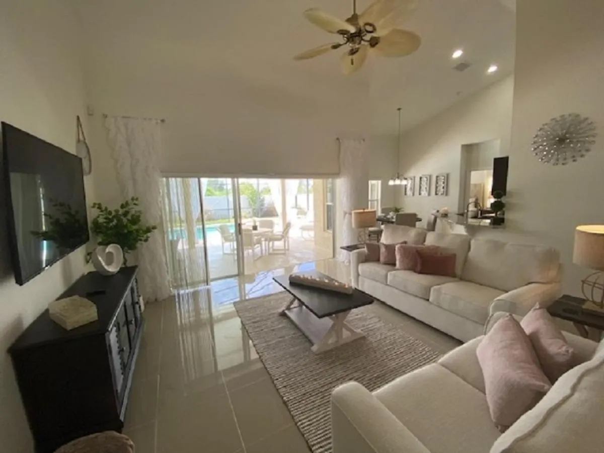 Beautiful Home With Private Pool And Spa Near To Champions Gate And Disney - 528 Davenport Holiday home