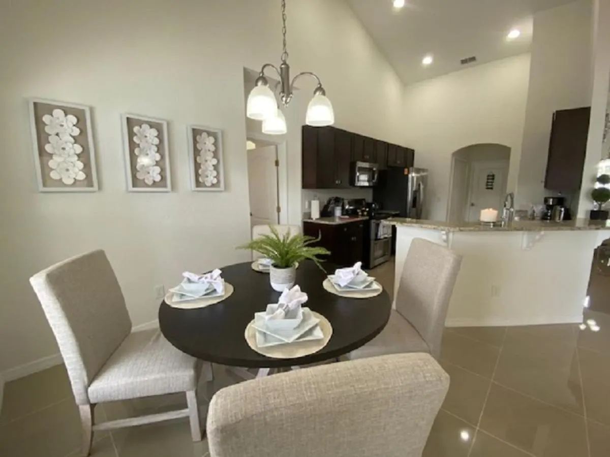 Beautiful Home With Private Pool And Spa Near To Champions Gate And Disney - 528 Davenport 0*,  United States